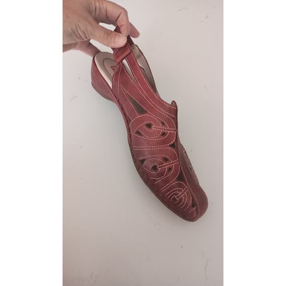 Pikolino's cut leather artistic design Brown kitten wedge low slingback Sz 10 W - Picture 5 of 9